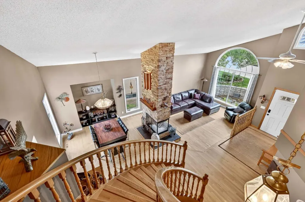 1387 Sunwood Road SE Calgary AB T2X 2L5