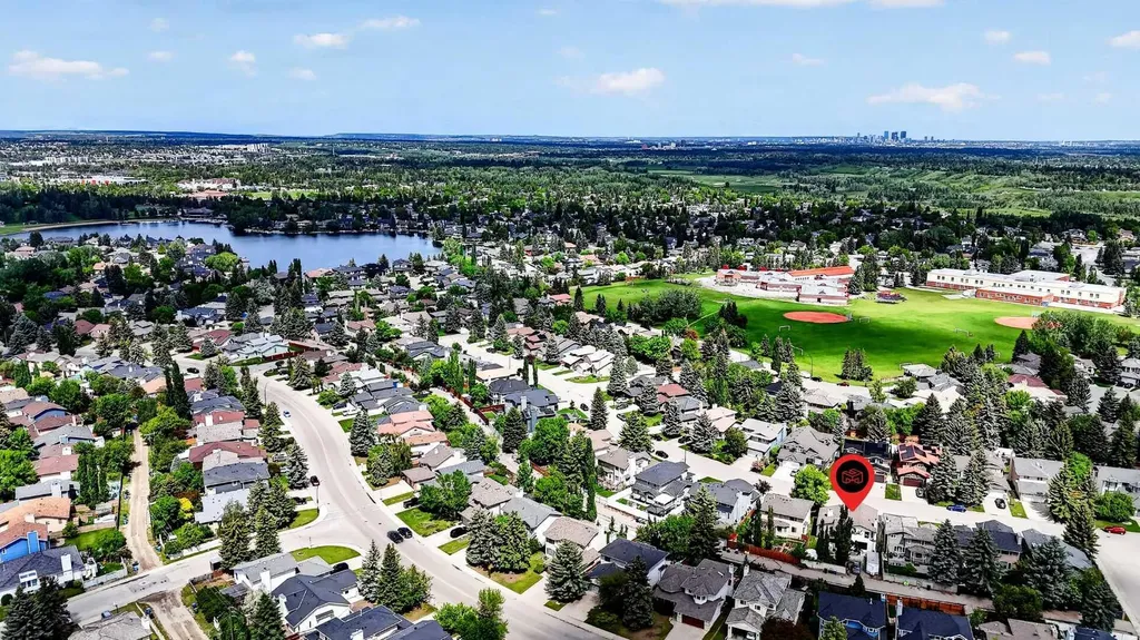 1387 Sunwood Road SE Calgary AB T2X 2L5