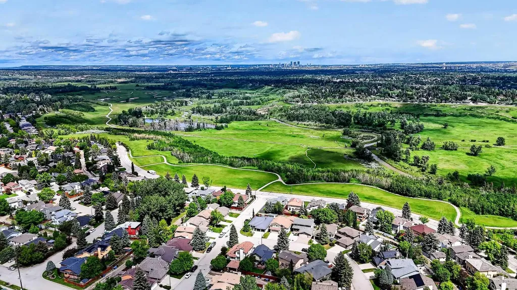 1387 Sunwood Road SE Calgary AB T2X 2L5
