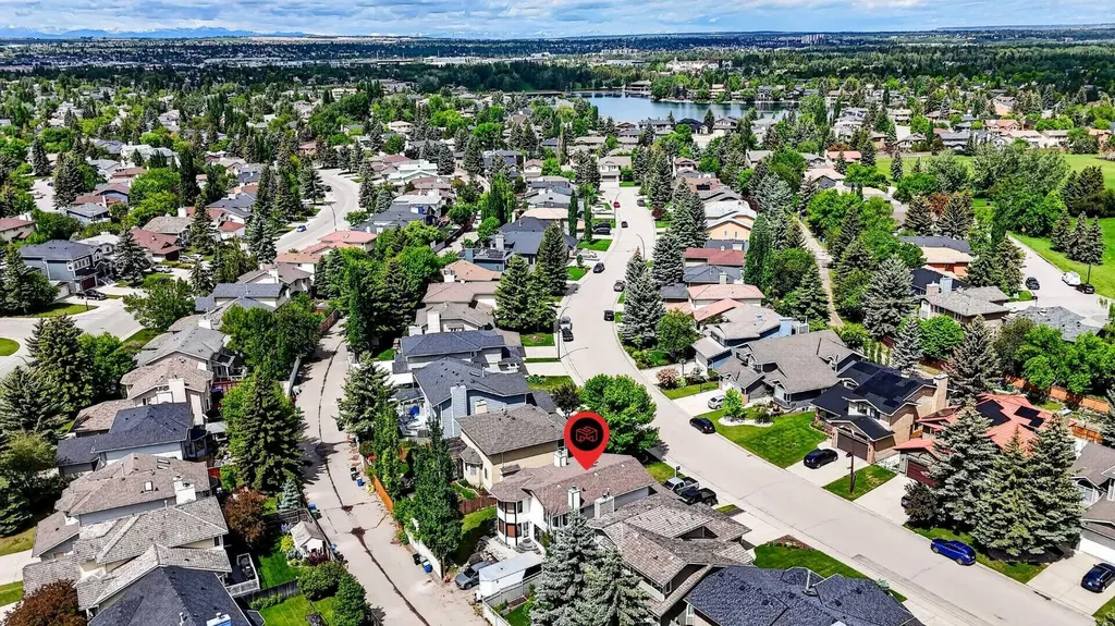 1387 Sunwood Road SE Calgary AB T2X 2L5
