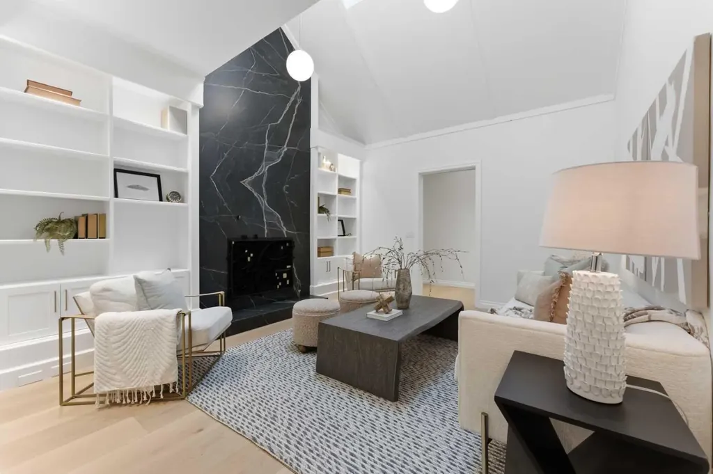 79 Bel-aire Place SW Calgary AB T2V 2C3