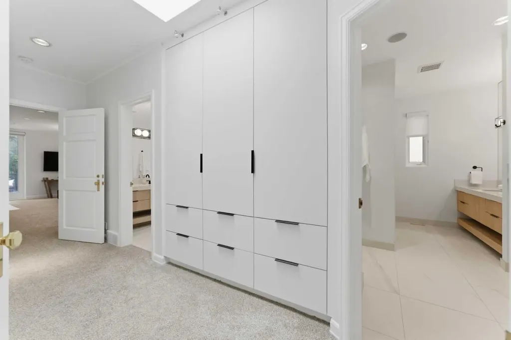 79 Bel-aire Place SW Calgary AB T2V 2C3