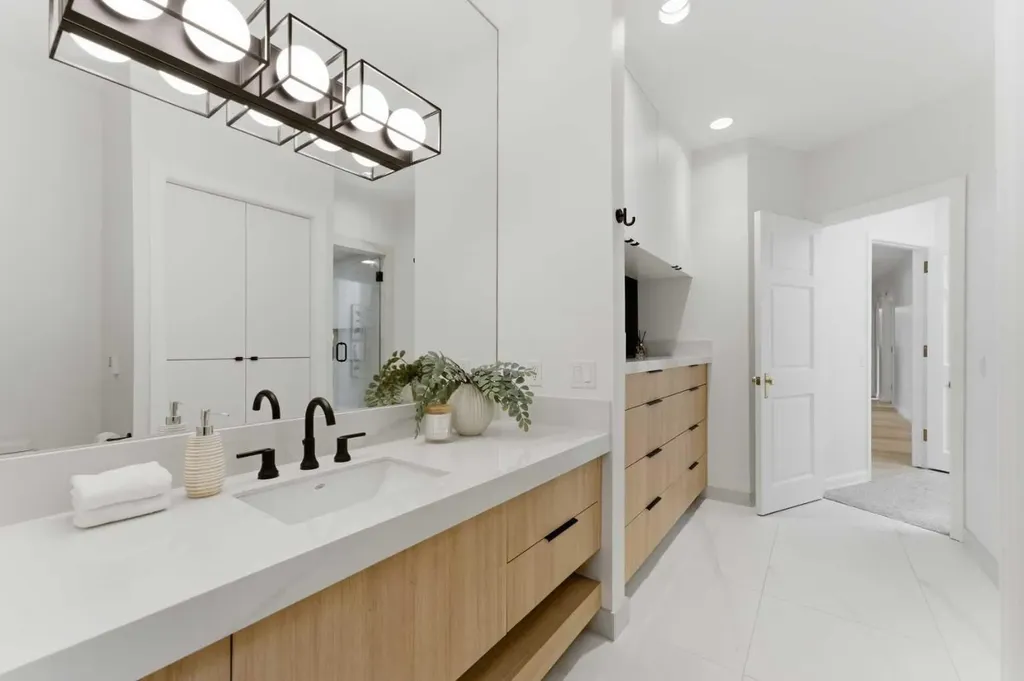 79 Bel-aire Place SW Calgary AB T2V 2C3