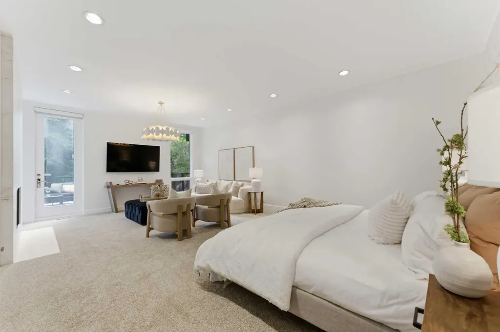 79 Bel-aire Place SW Calgary AB T2V 2C3