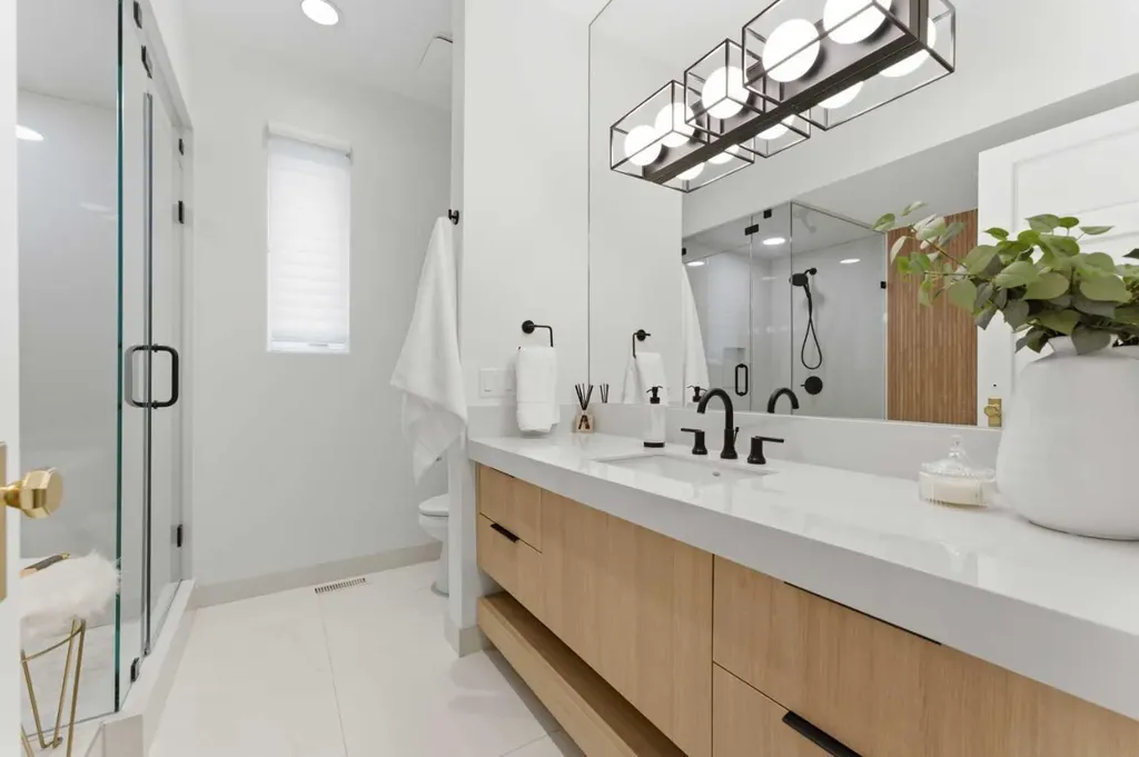 79 Bel-aire Place SW Calgary AB T2V 2C3