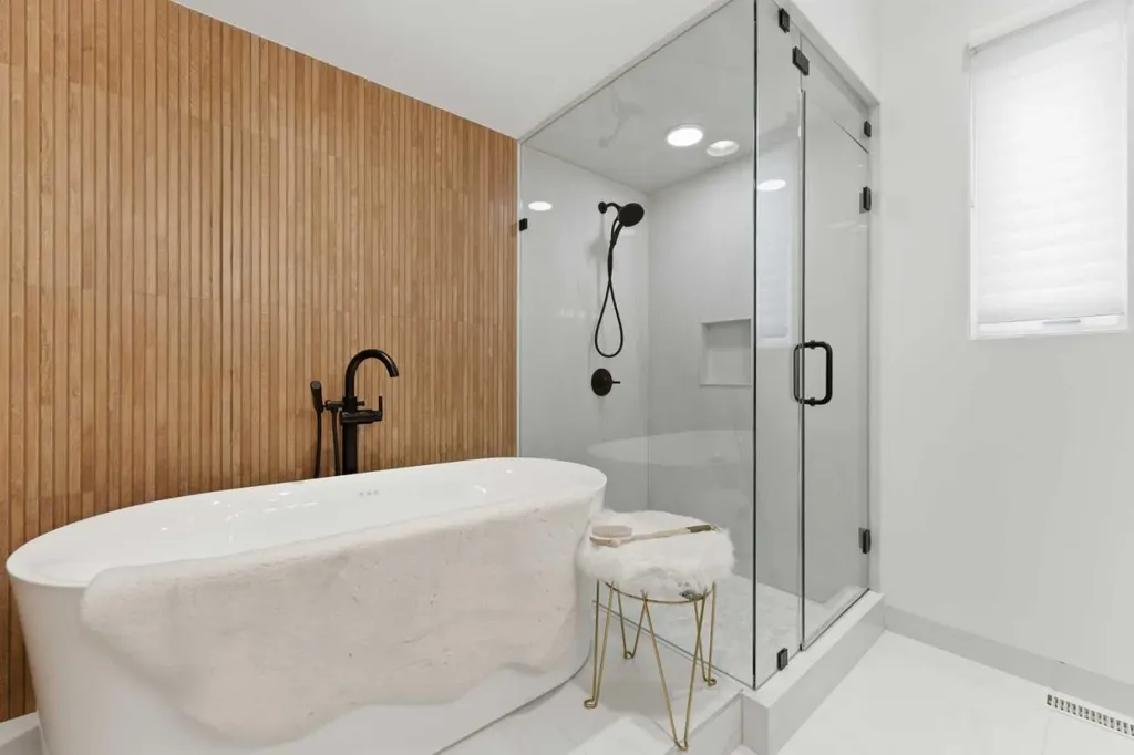 79 Bel-aire Place SW Calgary AB T2V 2C3