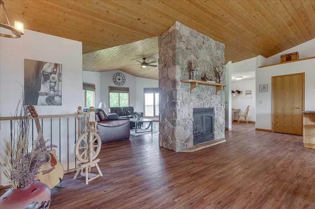 2054 Township Road 342 Township Rural Red Deer County AB T0M0K0