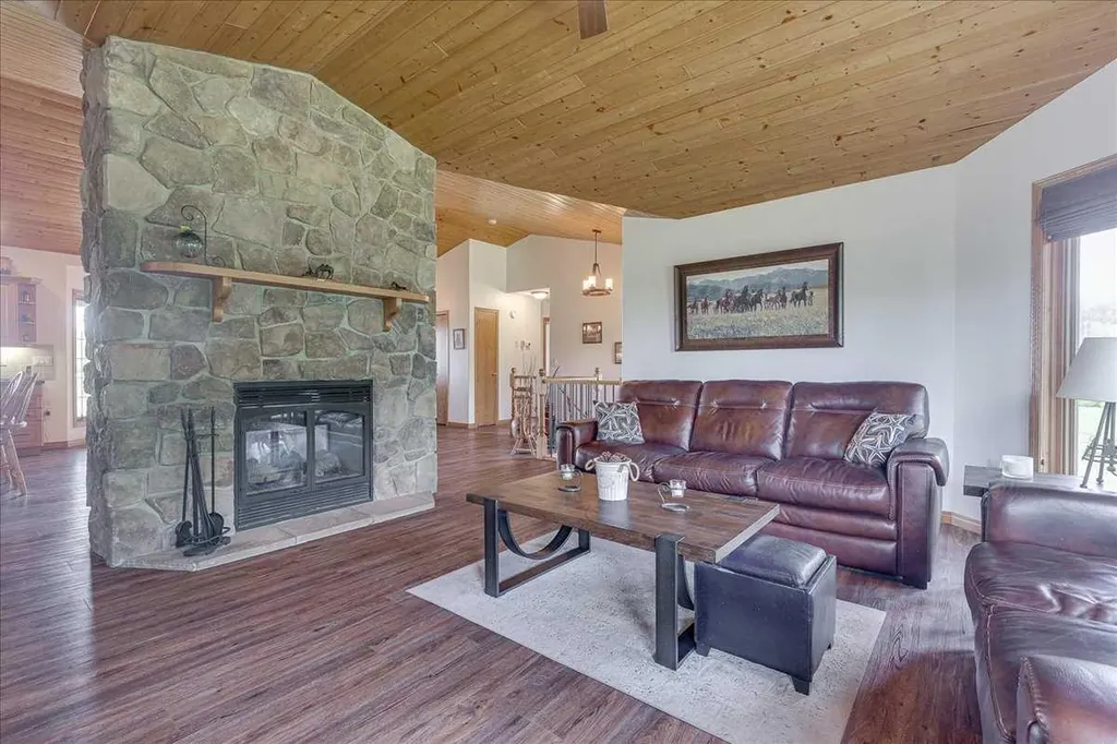 2054 Township Road 342 Township Rural Red Deer County AB T0M0K0