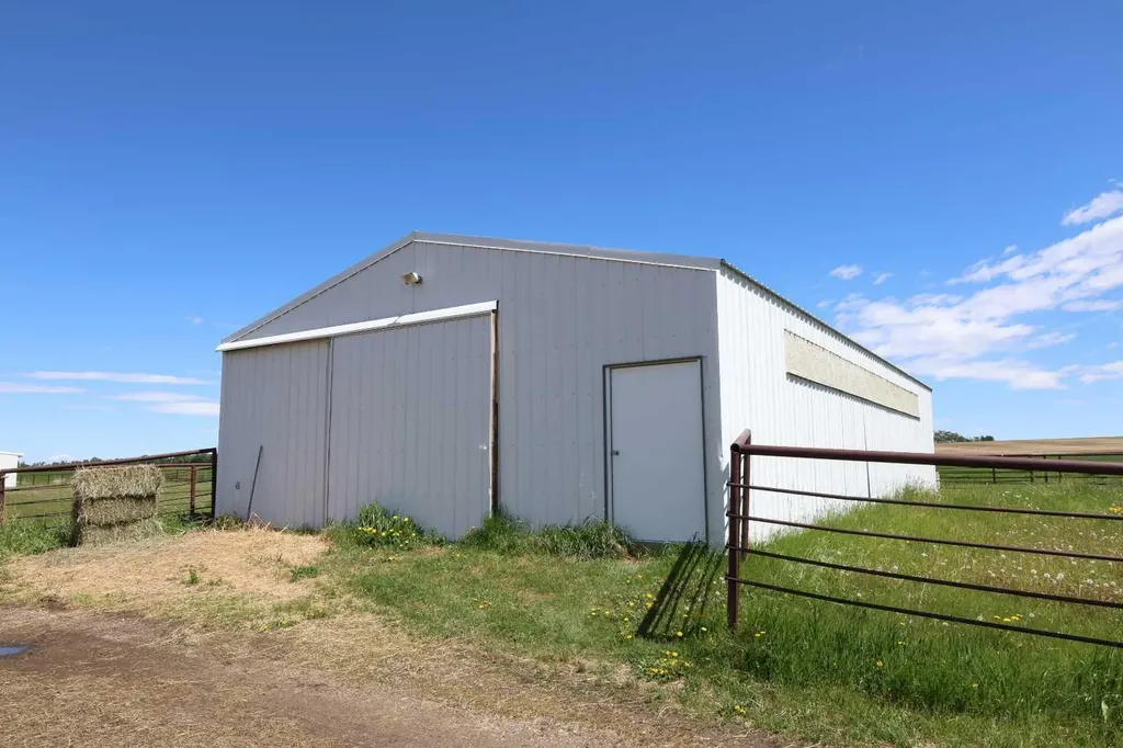 2054 Township Road 342 Township Rural Red Deer County AB T0M0K0