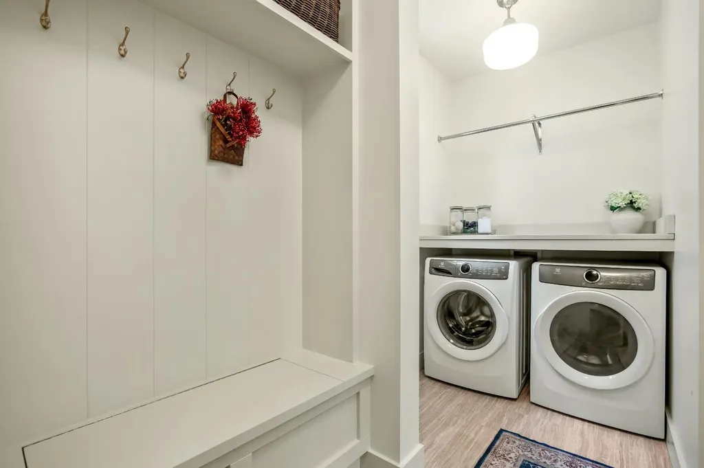 232 Copperpond Circle SE Calgary AB T2Z0R3