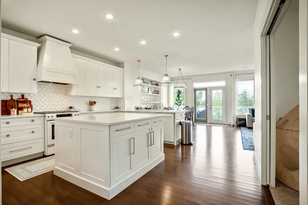 232 Copperpond Circle SE Calgary AB T2Z0R3