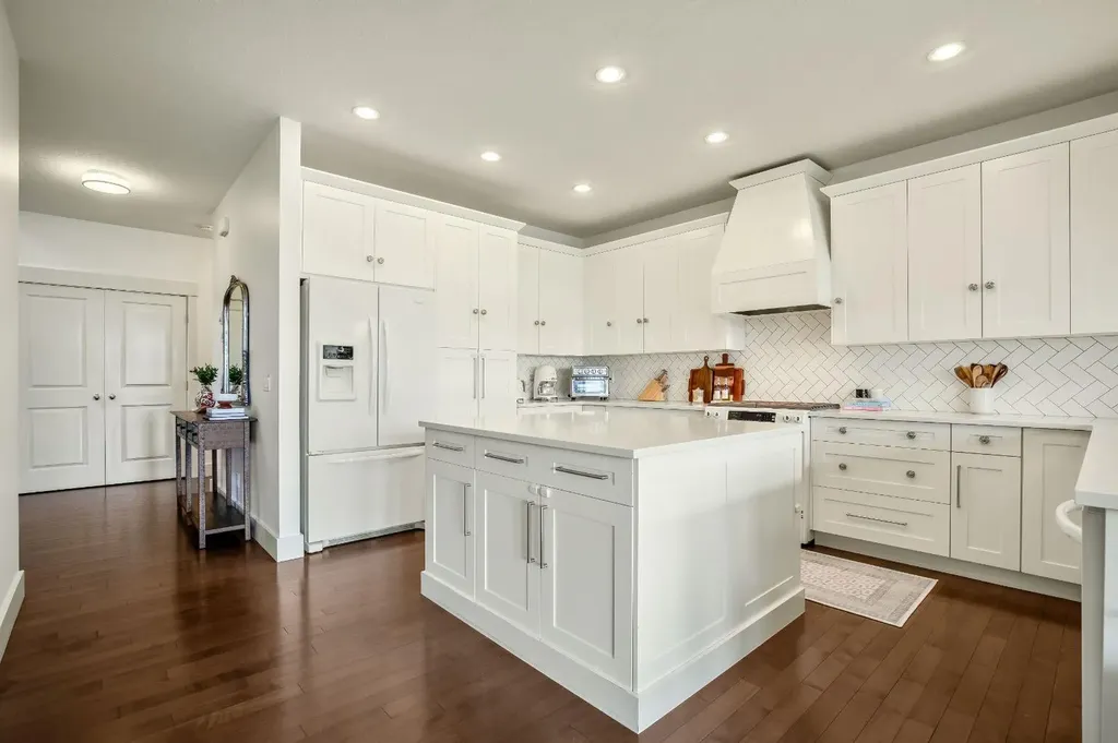 232 Copperpond Circle SE Calgary AB T2Z0R3