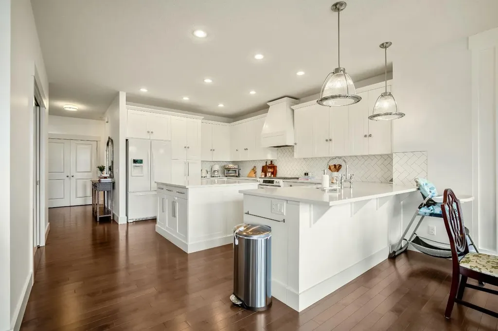 232 Copperpond Circle SE Calgary AB T2Z0R3