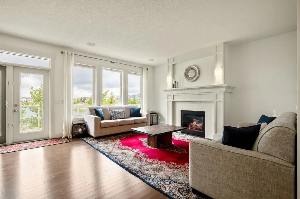 232 Copperpond Circle SE Calgary AB T2Z0R3