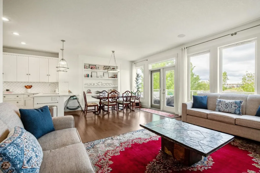 232 Copperpond Circle SE Calgary AB T2Z0R3