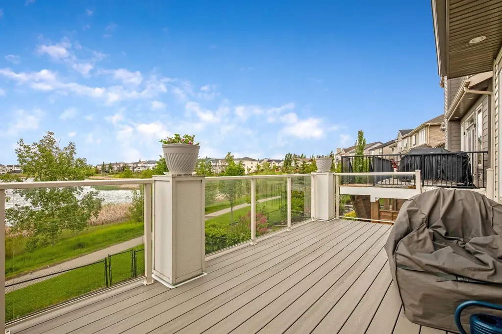 232 Copperpond Circle SE Calgary AB T2Z0R3