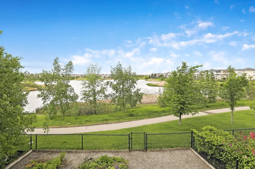 232 Copperpond Circle SE Calgary AB T2Z0R3
