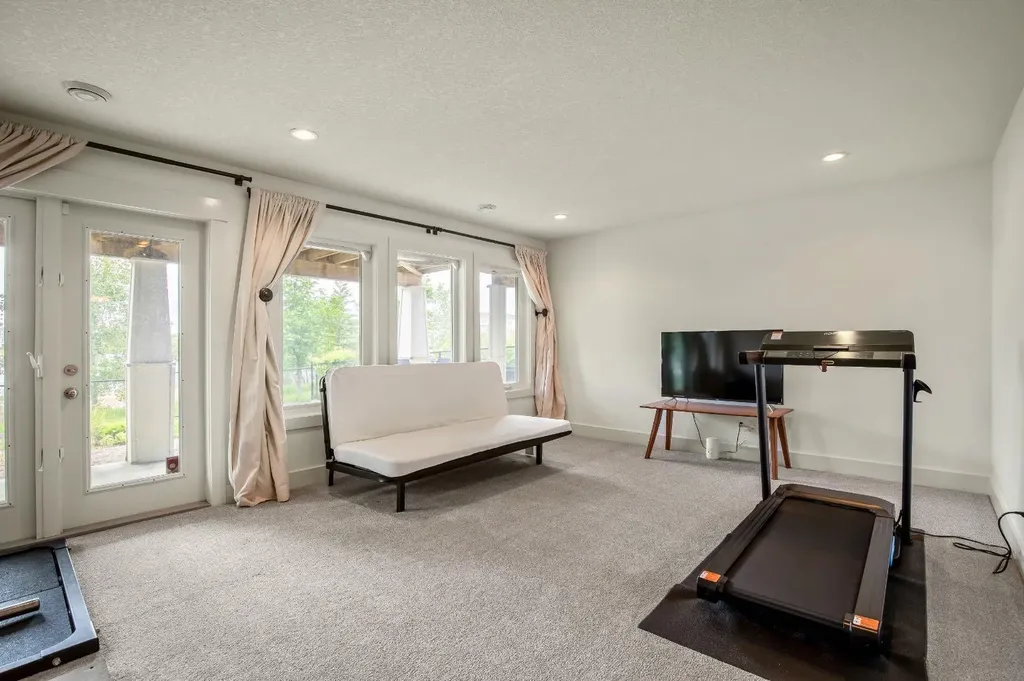 232 Copperpond Circle SE Calgary AB T2Z0R3