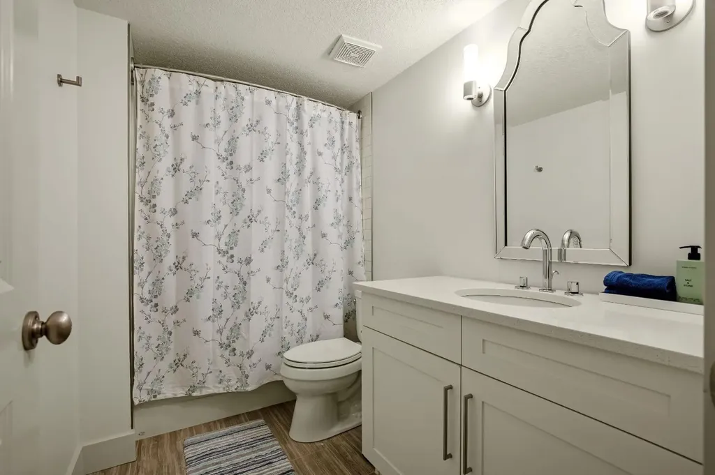 232 Copperpond Circle SE Calgary AB T2Z0R3