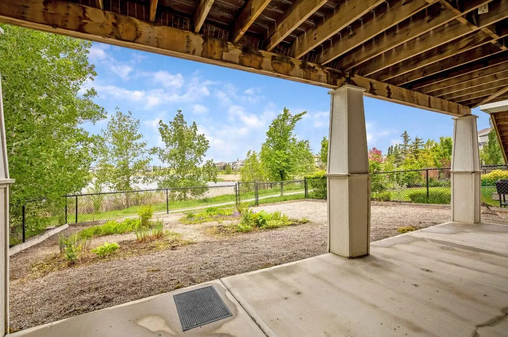 232 Copperpond Circle SE Calgary AB T2Z0R3