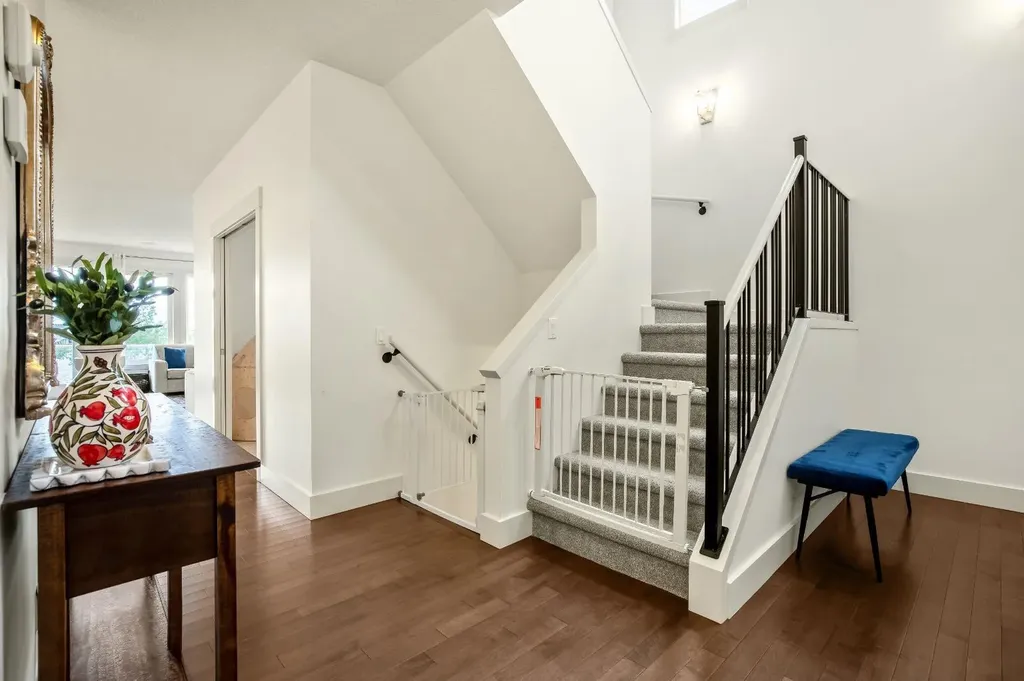 232 Copperpond Circle SE Calgary AB T2Z0R3
