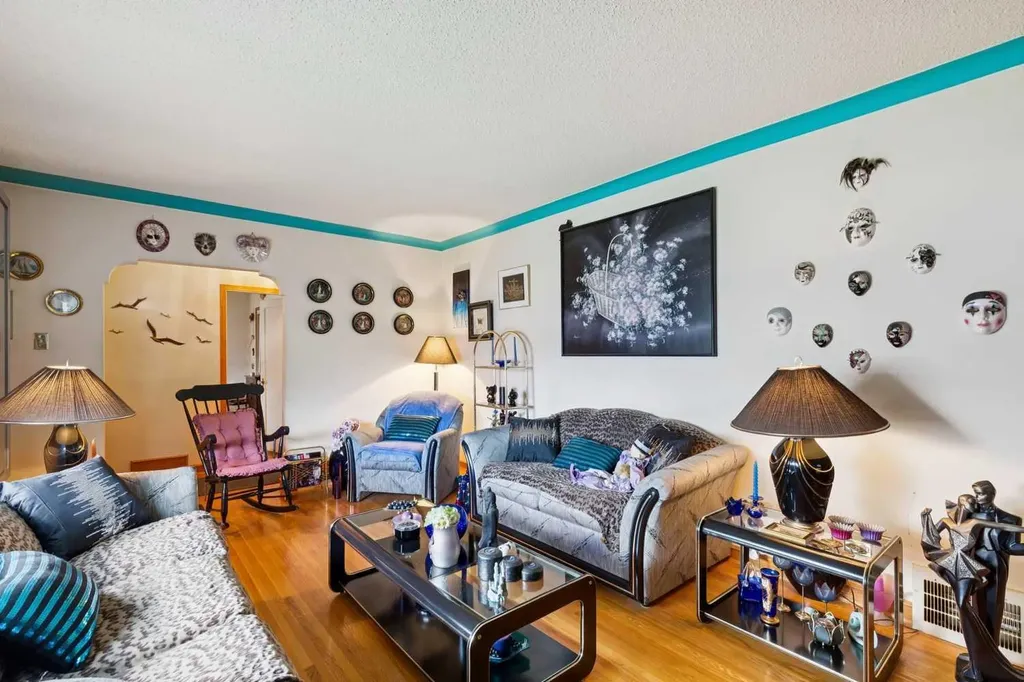 833 20 Avenue NW Calgary AB T2M 1E4