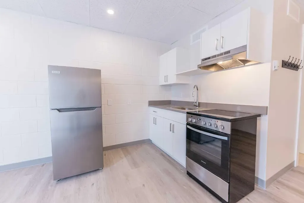 4940 49 Street Rocky Mountain House AB T4T 1B6