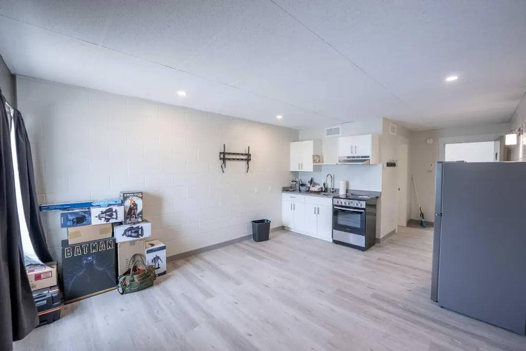 4940 49 Street Rocky Mountain House AB T4T 1B6
