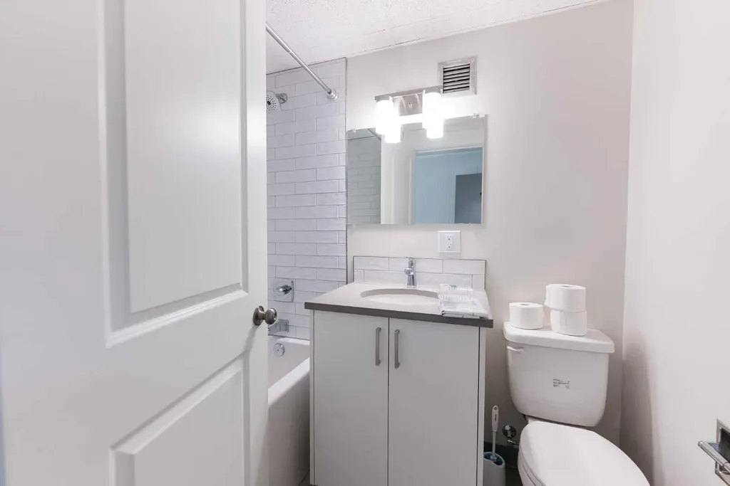4940 49 Street Rocky Mountain House AB T4T 1B6