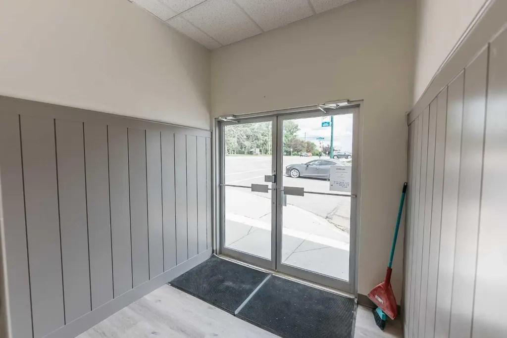 4940 49 Street Rocky Mountain House AB T4T 1B6
