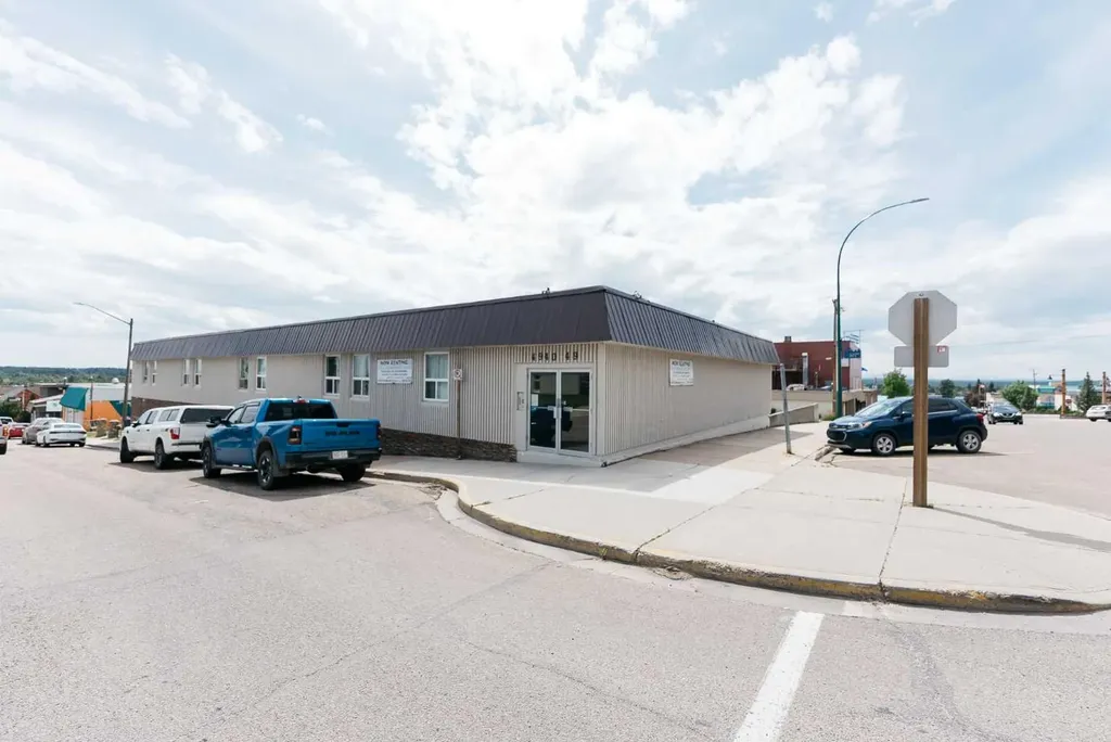 4940 49 Street Rocky Mountain House AB T4T 1B6