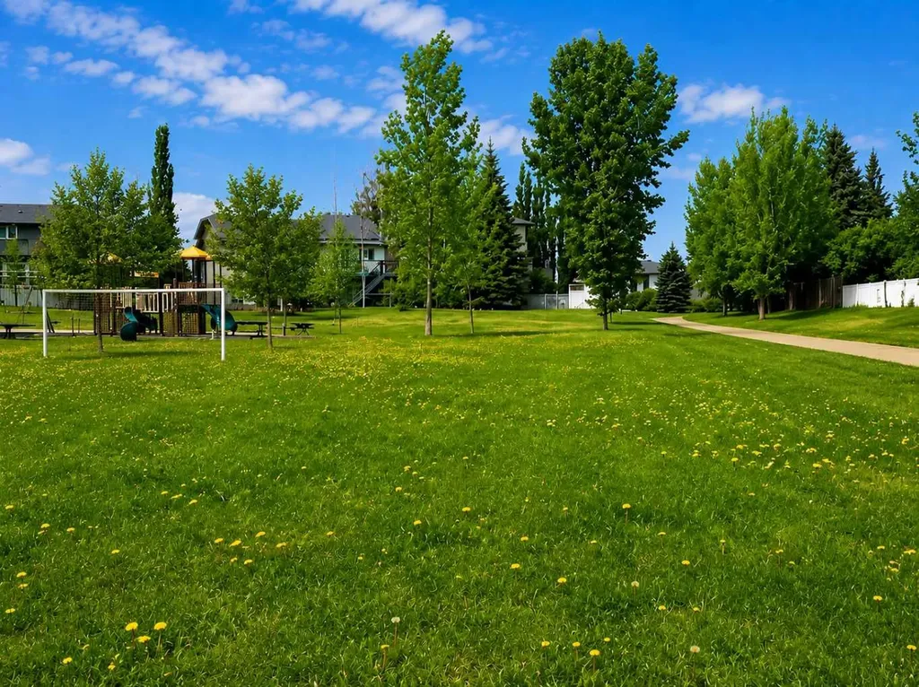 6 Cambria Place Strathmore AB T1P 1L9
