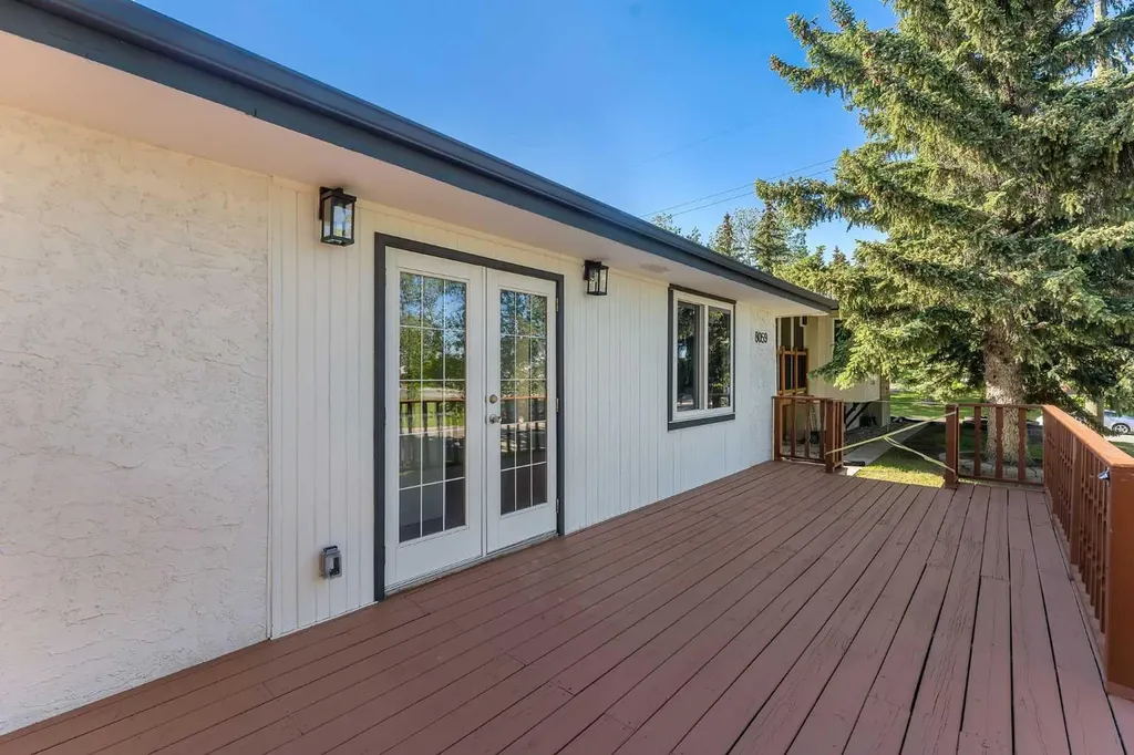 8059 Huntington Street NE Calgary AB T2K 5B8