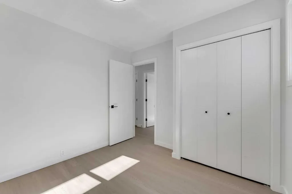 8059 Huntington Street NE Calgary AB T2K 5B8