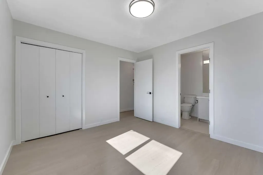 8059 Huntington Street NE Calgary AB T2K 5B8