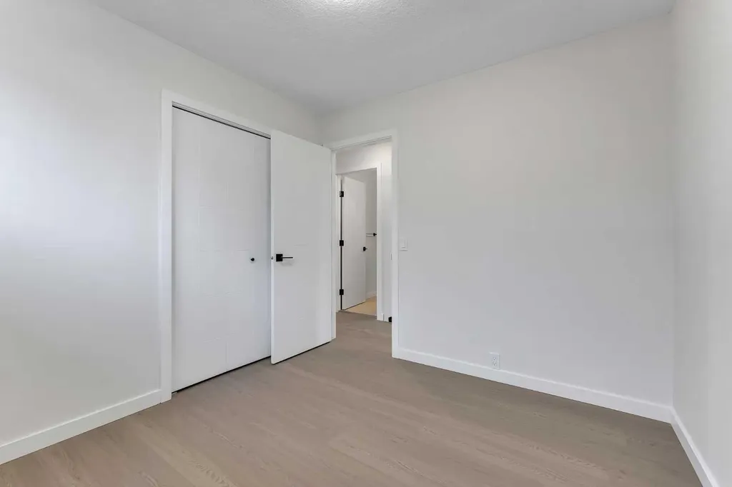 8059 Huntington Street NE Calgary AB T2K 5B8
