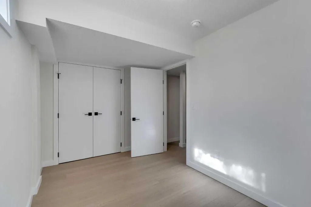 8059 Huntington Street NE Calgary AB T2K 5B8