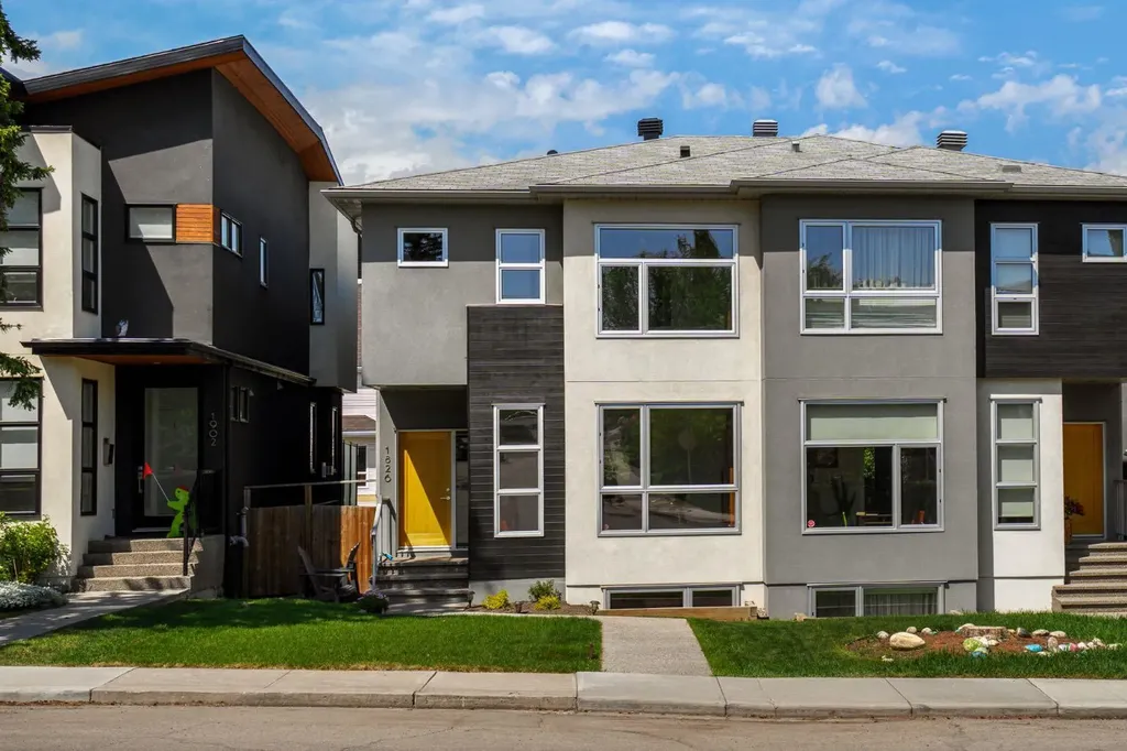 1826 37 Avenue SW Calgary AB T3E 3A3