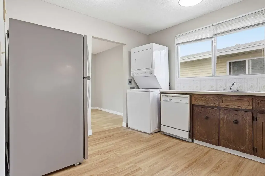 84 Ranchero Rise NW Calgary AB T3G 1E2