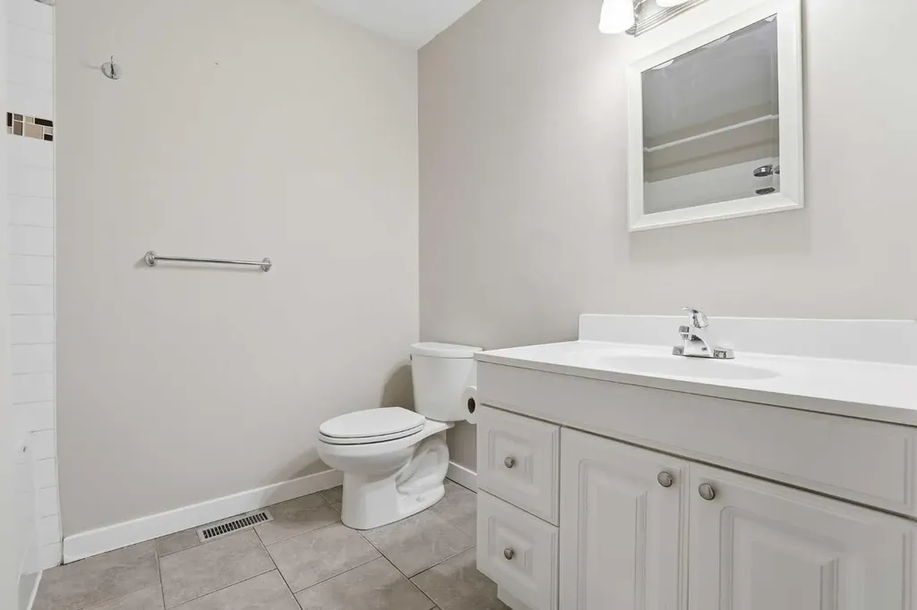 84 Ranchero Rise NW Calgary AB T3G 1E2