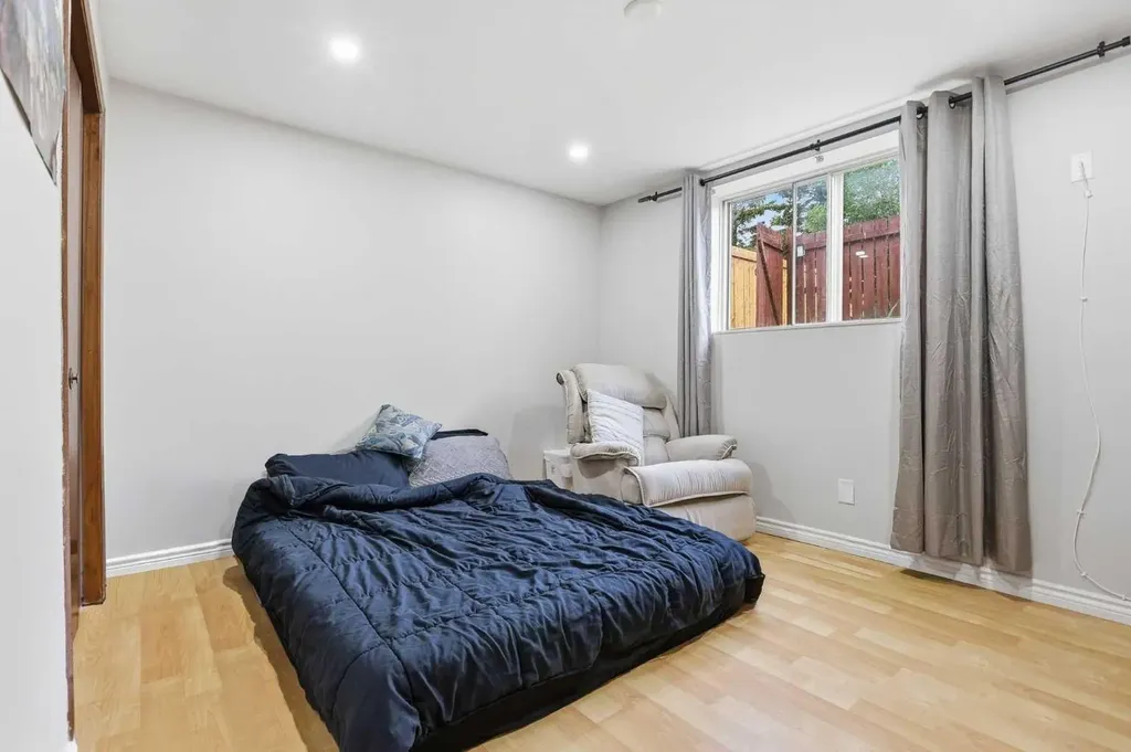 84 Ranchero Rise NW Calgary AB T3G 1E2