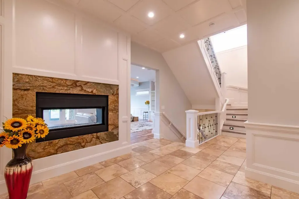 1318 Windsor Street NW Calgary AB T2N 3X1