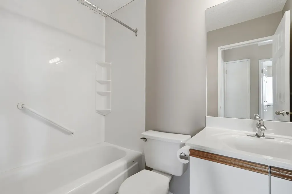 298 Costa Mesa Close NE Calgary AB T1Y 6W7
