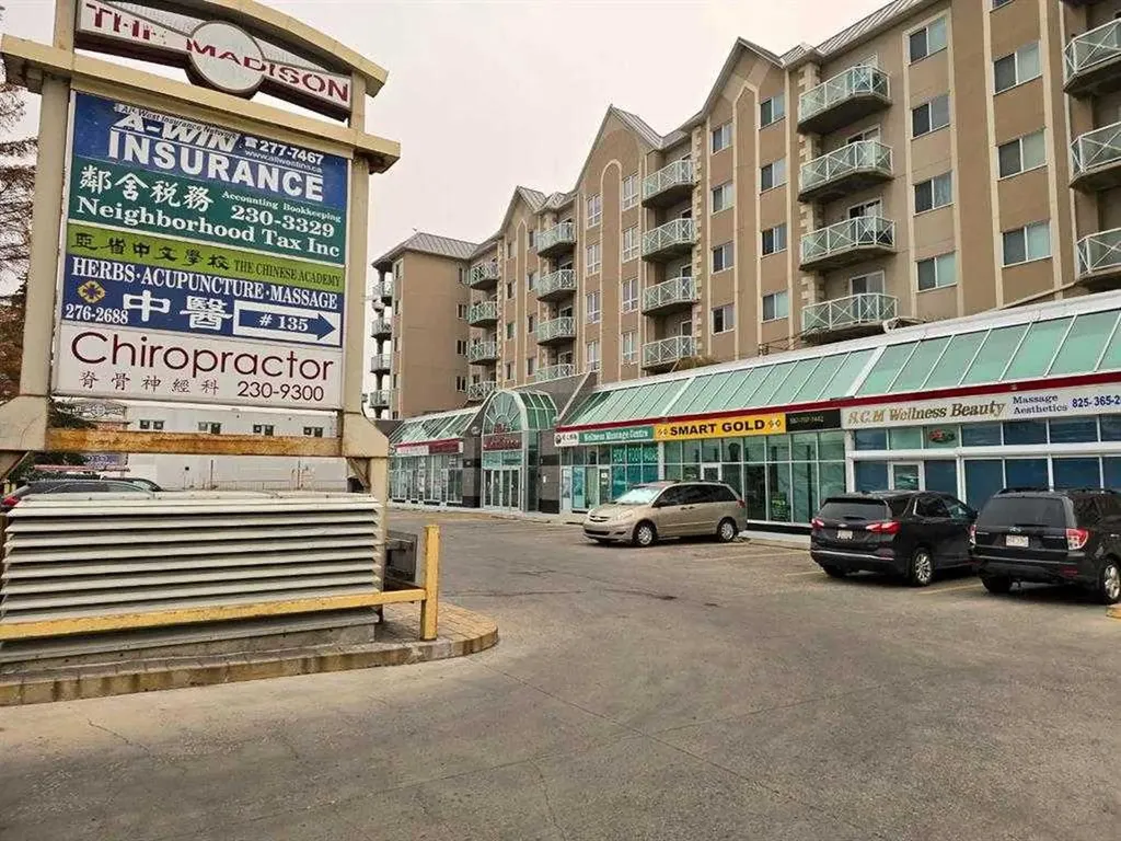 1518 Centre Street NE Calgary AB T2E 2R9