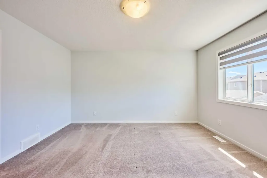 85 Yorkstone Heath SW Calgary AB T2X4S4