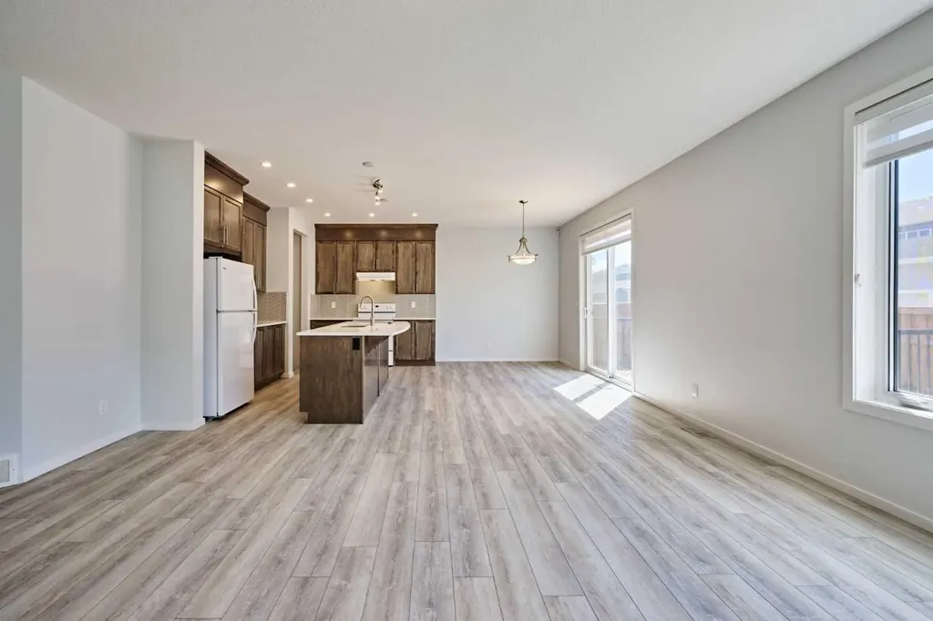 85 Yorkstone Heath SW Calgary AB T2X4S4