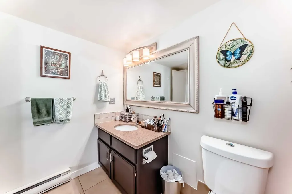 315 Southampton Drive SW Calgary AB T2W 2T6