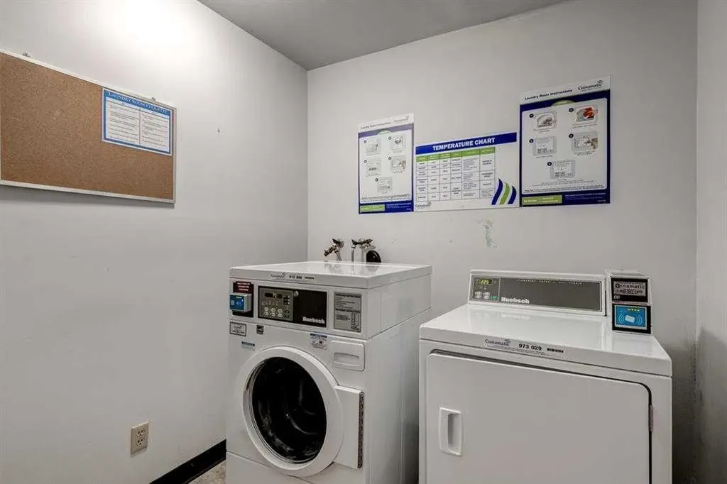 315 Southampton Drive SW Calgary AB T2W 2T6
