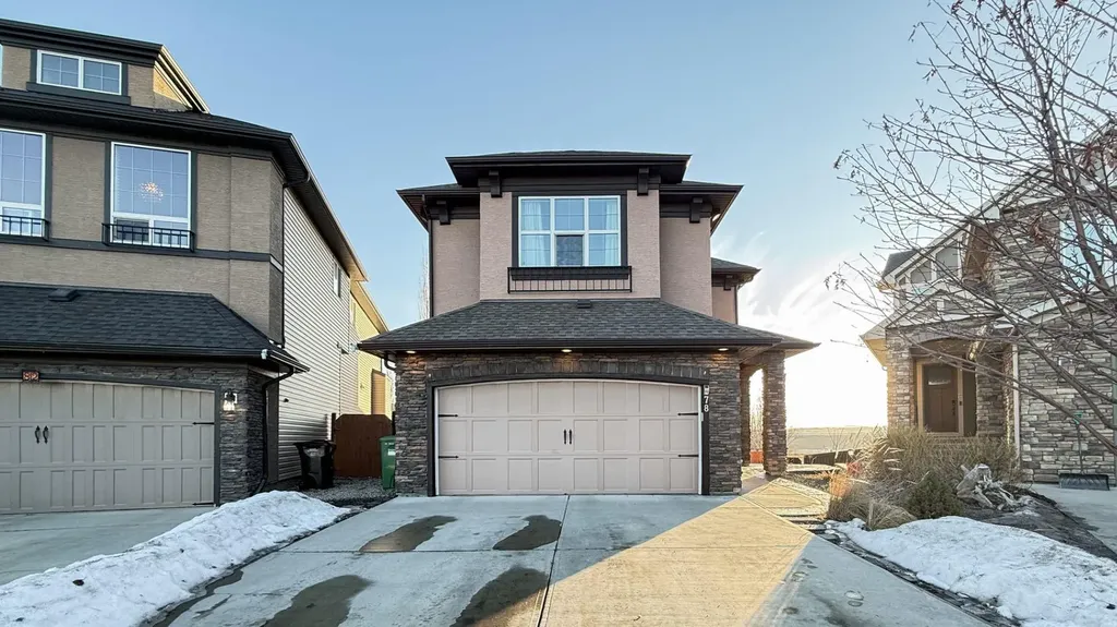 78 Cranarch View SE Calgary AB T3M2J3