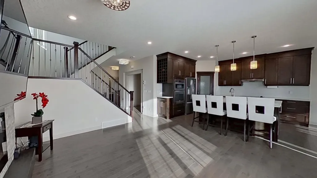 78 Cranarch View SE Calgary AB T3M2J3